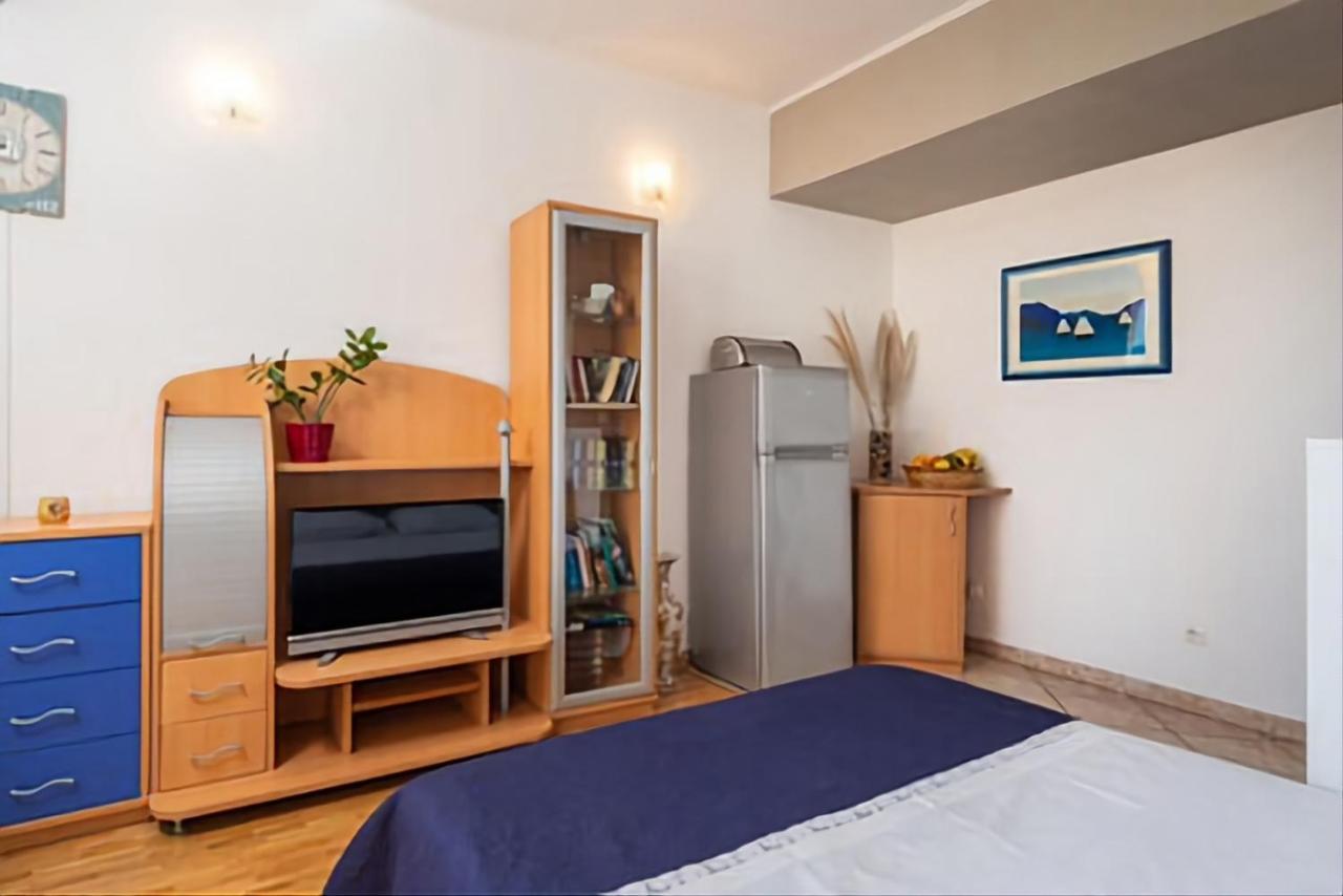 Marinero Apartment Krilo Luaran gambar